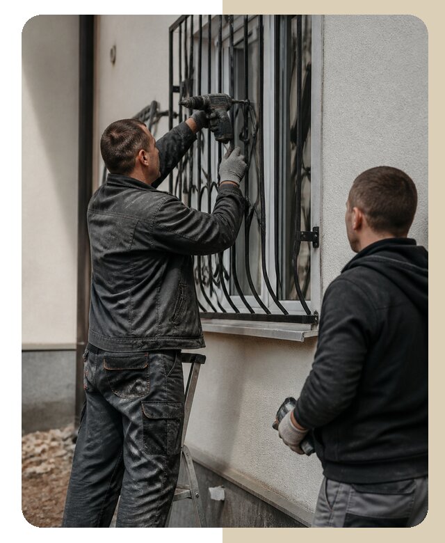Установка наружных решеток в Вязьме от 5038 р. | ДвериЛегко-Взь